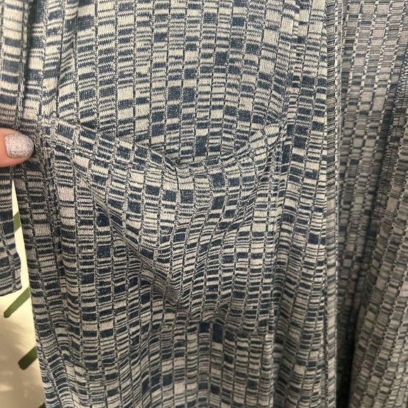 LulaRoe long thin camisole size small - Picture 3 of 4